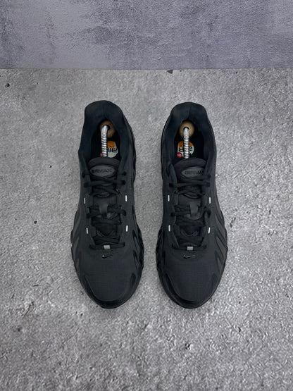 Nike Air Max Dn8 — buty sportowe męskie w bardzo dobrym stanie rozmiar 43, widok z góry