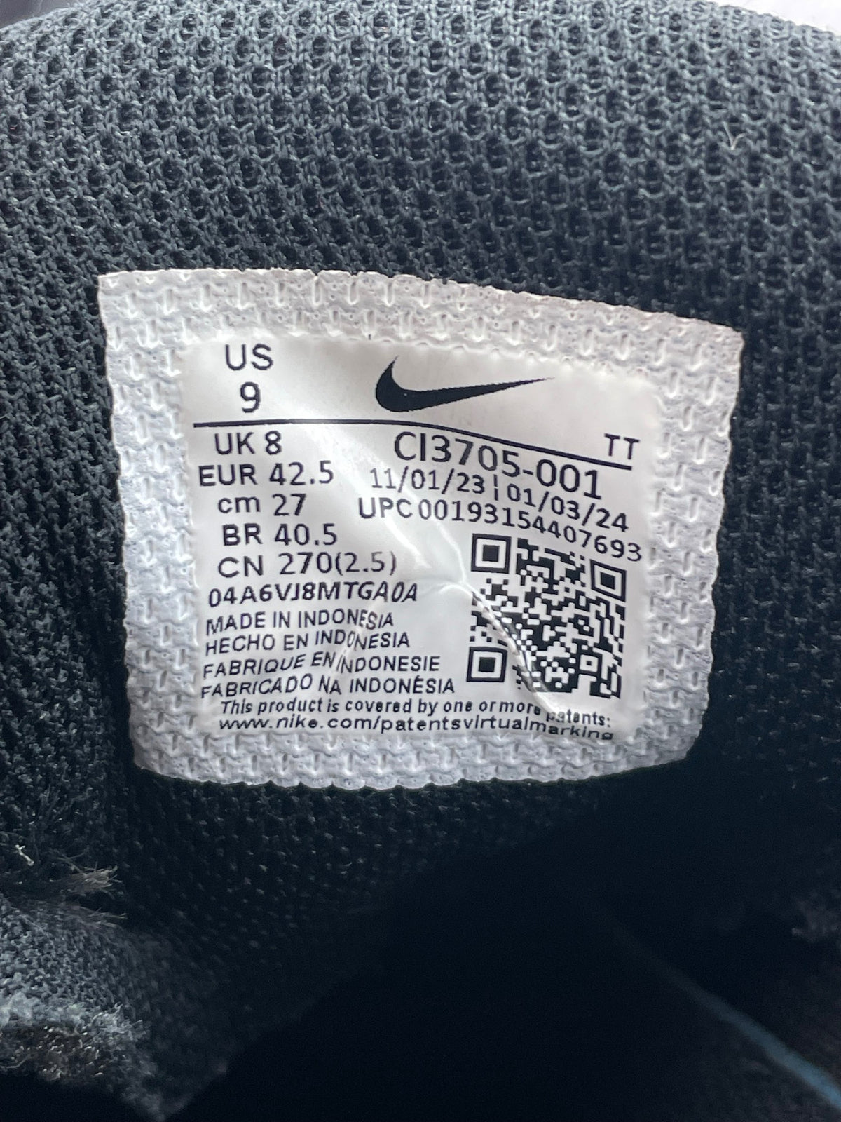 Nike Air Max 95 Essential Triple Black — buty sportowe męskie w bardzo dobrym stanie rozmiar 42.5, opcjonalne zdjęcie 2