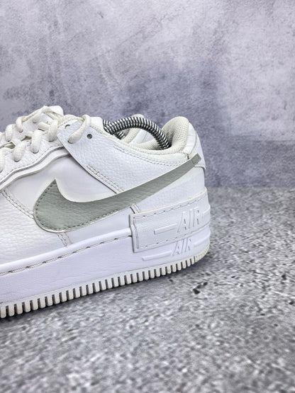 Nike Air Force 1 Shadow Triple White — buty sportowe męskie w bardzo dobrym stanie rozmiar 40, opcjonalne zdjęcie 1