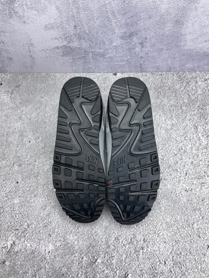 Nike Air Max 90 Light Smoke Grey — buty sportowe męskie w bardzo dobrym stanie rozmiar 44, podeszwa