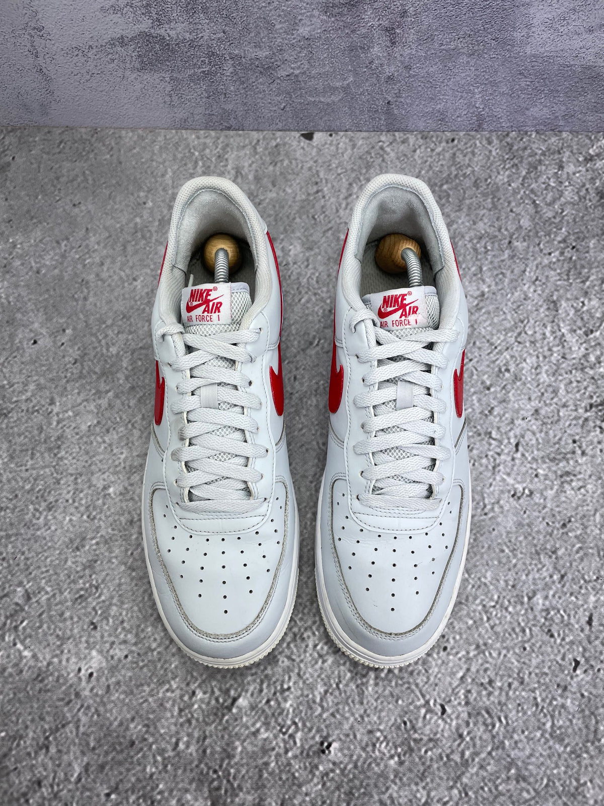 Nike Air Force 1 '07 USA — buty sportowe męskie w bardzo dobrym stanie rozmiar 45, widok z góry