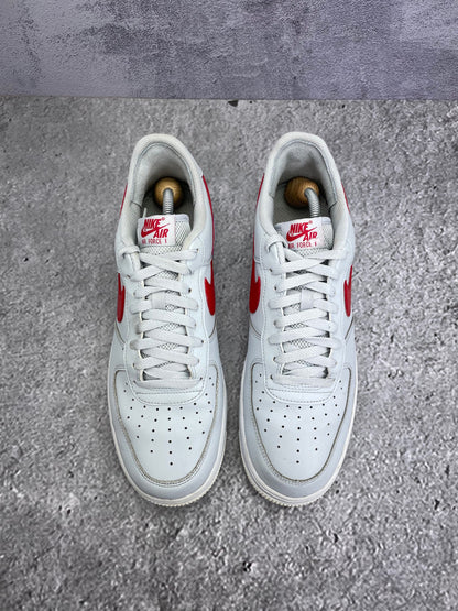 Nike Air Force 1 '07 USA — buty sportowe męskie w bardzo dobrym stanie rozmiar 45, widok z góry