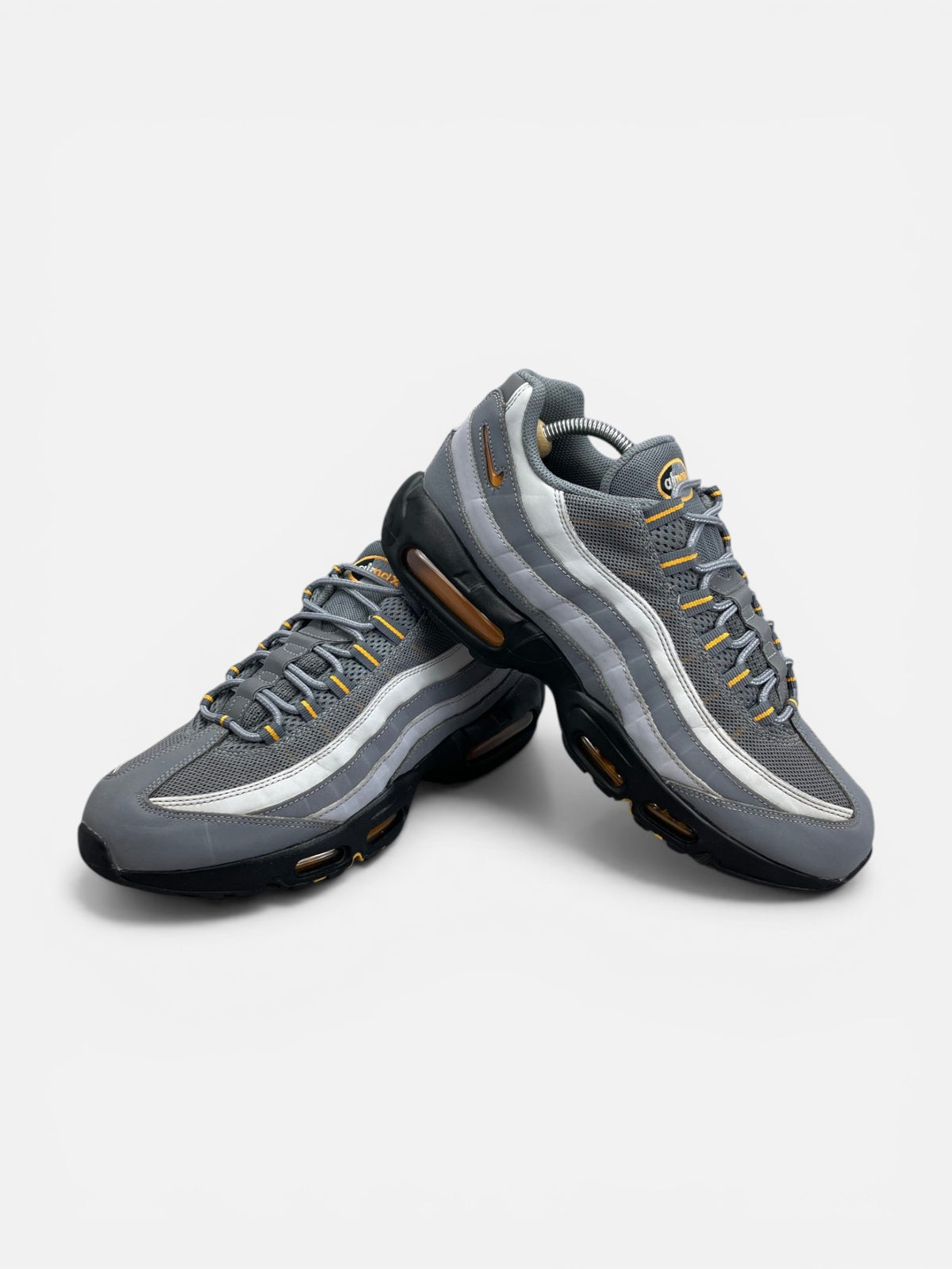 Nike Air Max 95 Cool Grey Sundial — buty sportowe męskie w bardzo dobrym stanie rozmiar 45, boczny profil