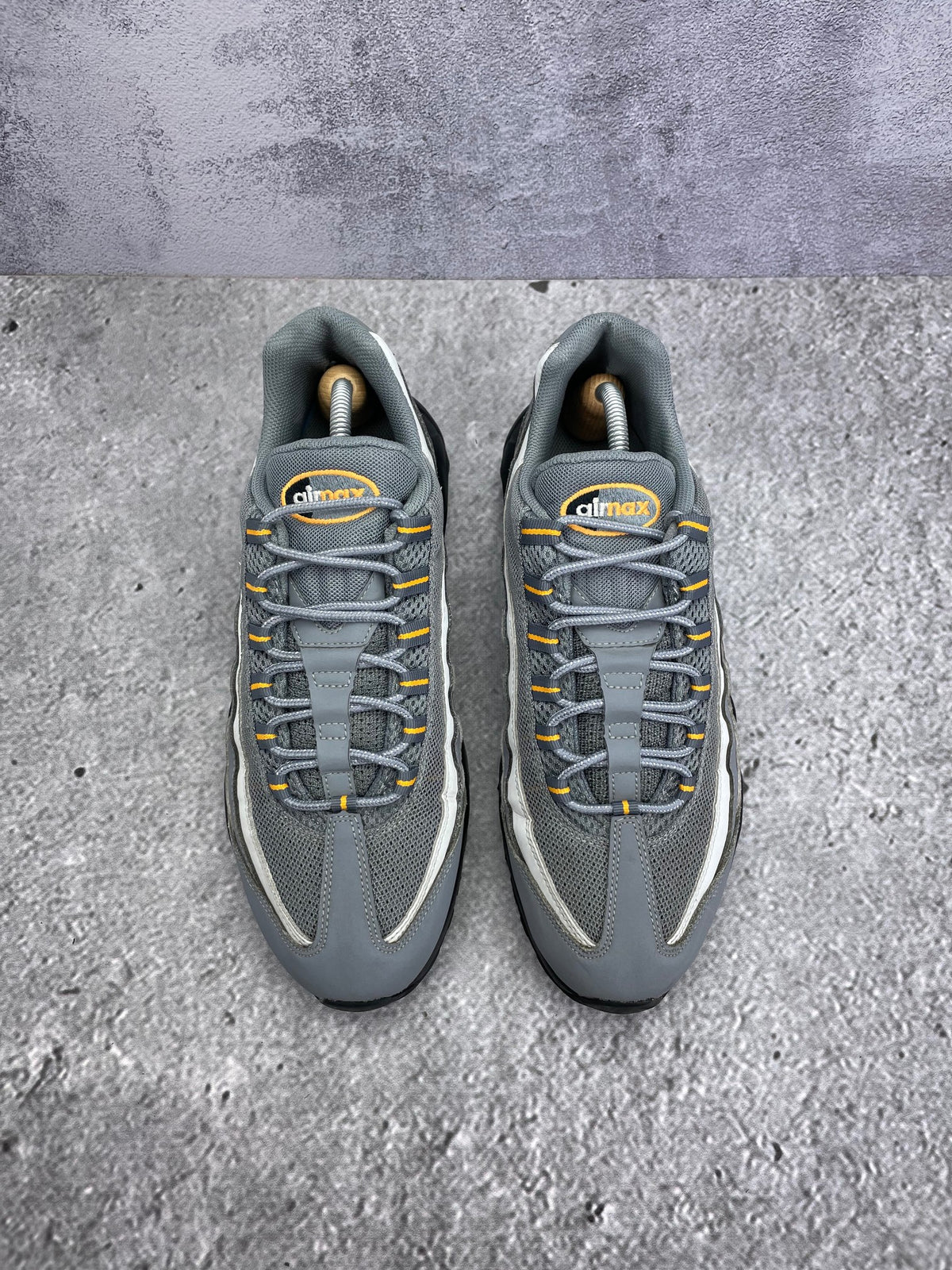 Nike Air Max 95 Cool Grey Sundial — buty sportowe męskie w bardzo dobrym stanie rozmiar 45, widok z góry