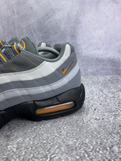 Nike Air Max 95 Cool Grey Sundial — buty sportowe męskie w bardzo dobrym stanie rozmiar 45, opcjonalne zdjęcie 1
