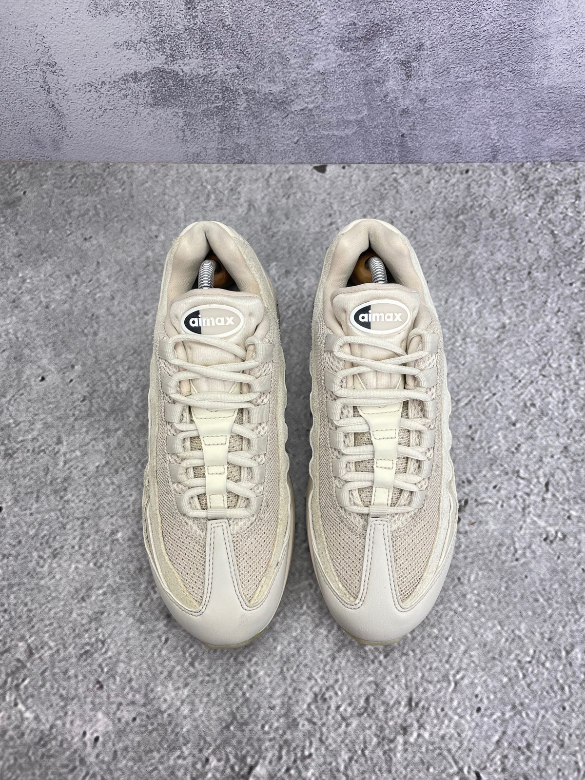 Nike Air Max 95 OG “Soft Pearl” AM95 Soft Pearl — buty sportowe damskie w bardzo dobrym stanie rozmiar 39, widok z góry