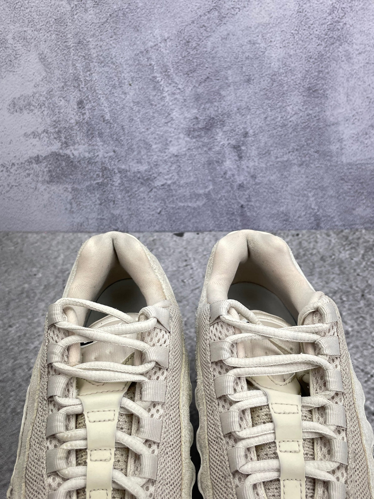 Nike Air Max 95 OG “Soft Pearl” AM95 Soft Pearl — buty sportowe damskie w bardzo dobrym stanie rozmiar 39, zapiętki butów