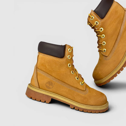 Timberland Premium 6, botki damskie w bardzo dobrym stanie rozmiar 36, zewnętrzny panel lewego buta