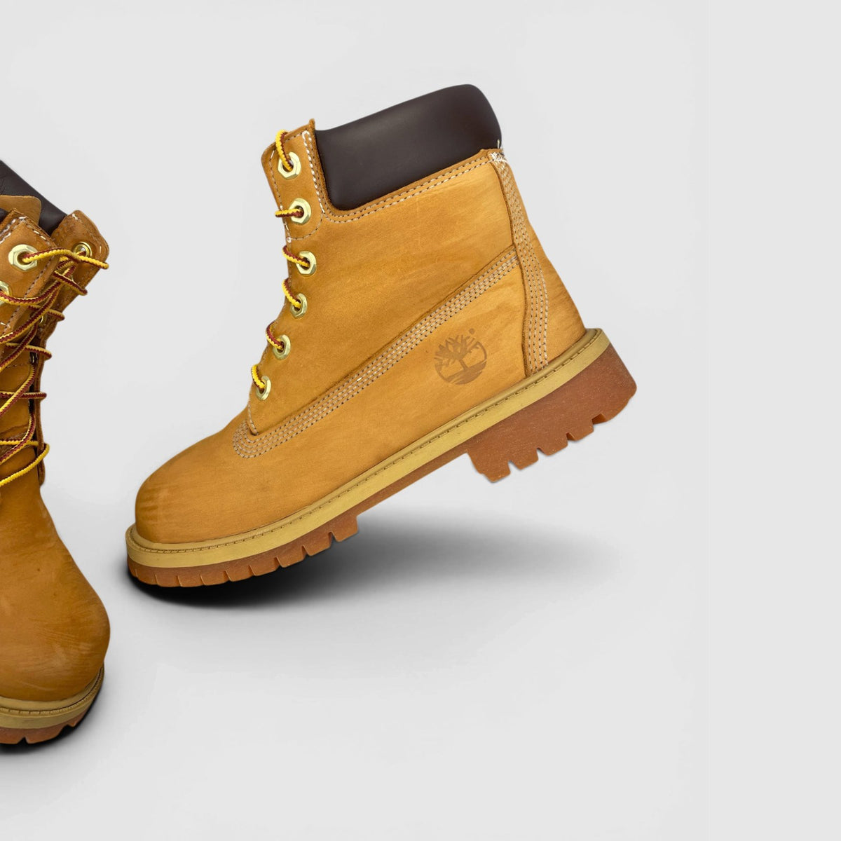 Timberland Premium 6, botki damskie w bardzo dobrym stanie rozmiar 36, widok z góry na wewnętrzną stronę butów