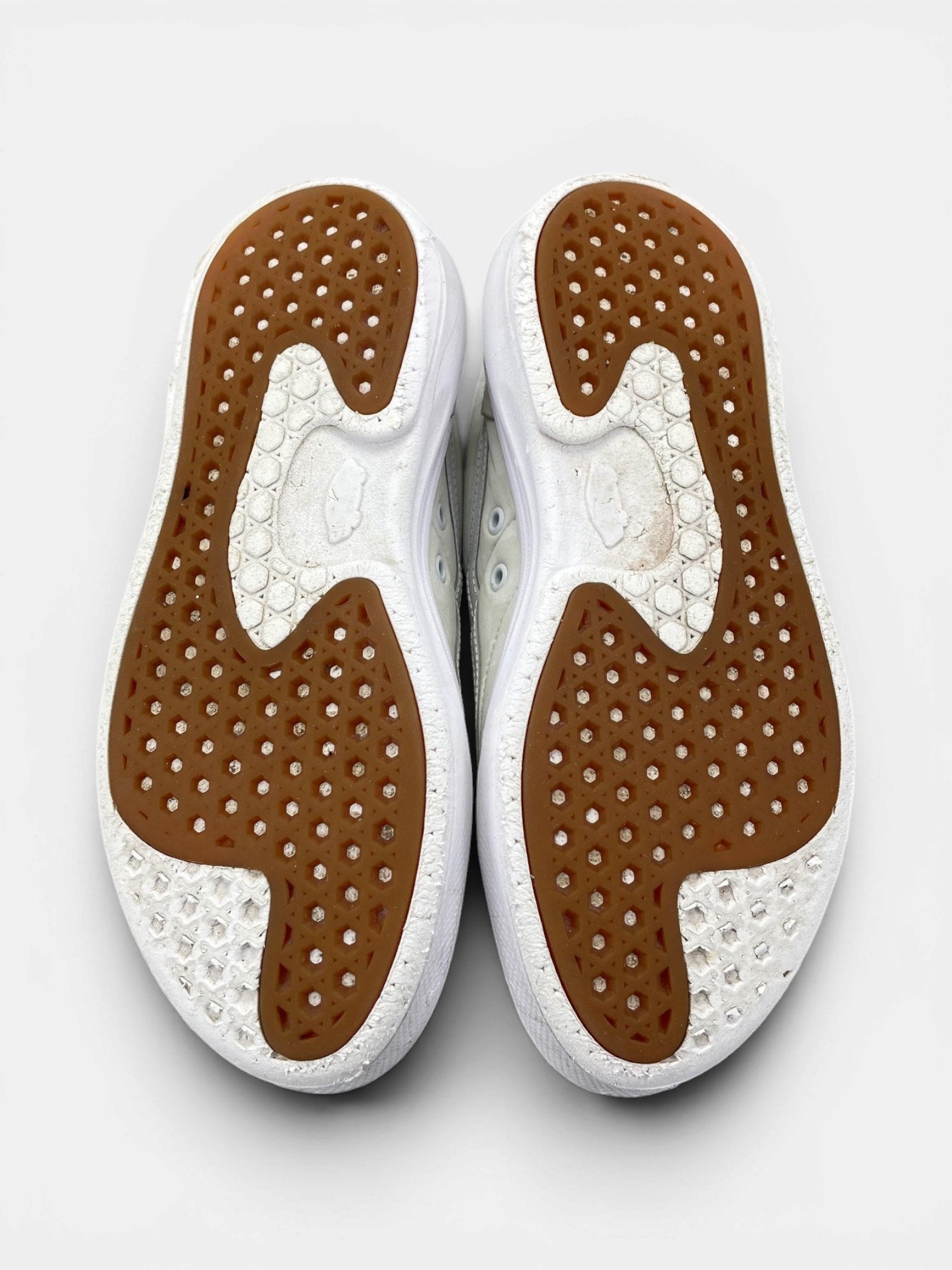 Vans Sneakers — buty sportowe damskie w bardzo dobrym stanie rozmiar 40, podeszwa