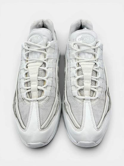 Nike Air Max 95 Essential Triple White — buty sportowe męskie w bardzo dobrym stanie rozmiar 45, widok z góry