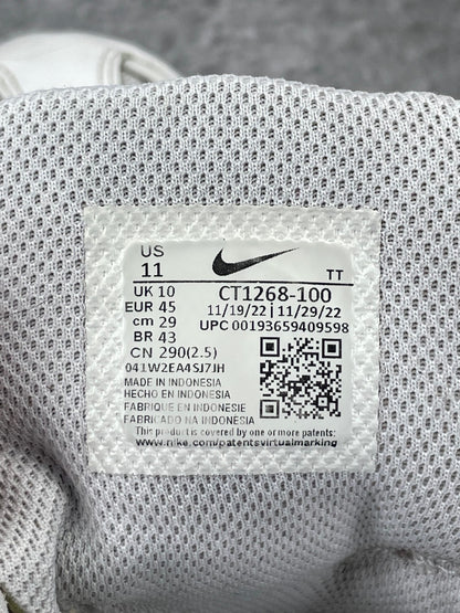 Nike Air Max 95 Essential Triple White — buty sportowe męskie w bardzo dobrym stanie rozmiar 45, opcjonalne zdjęcie 2