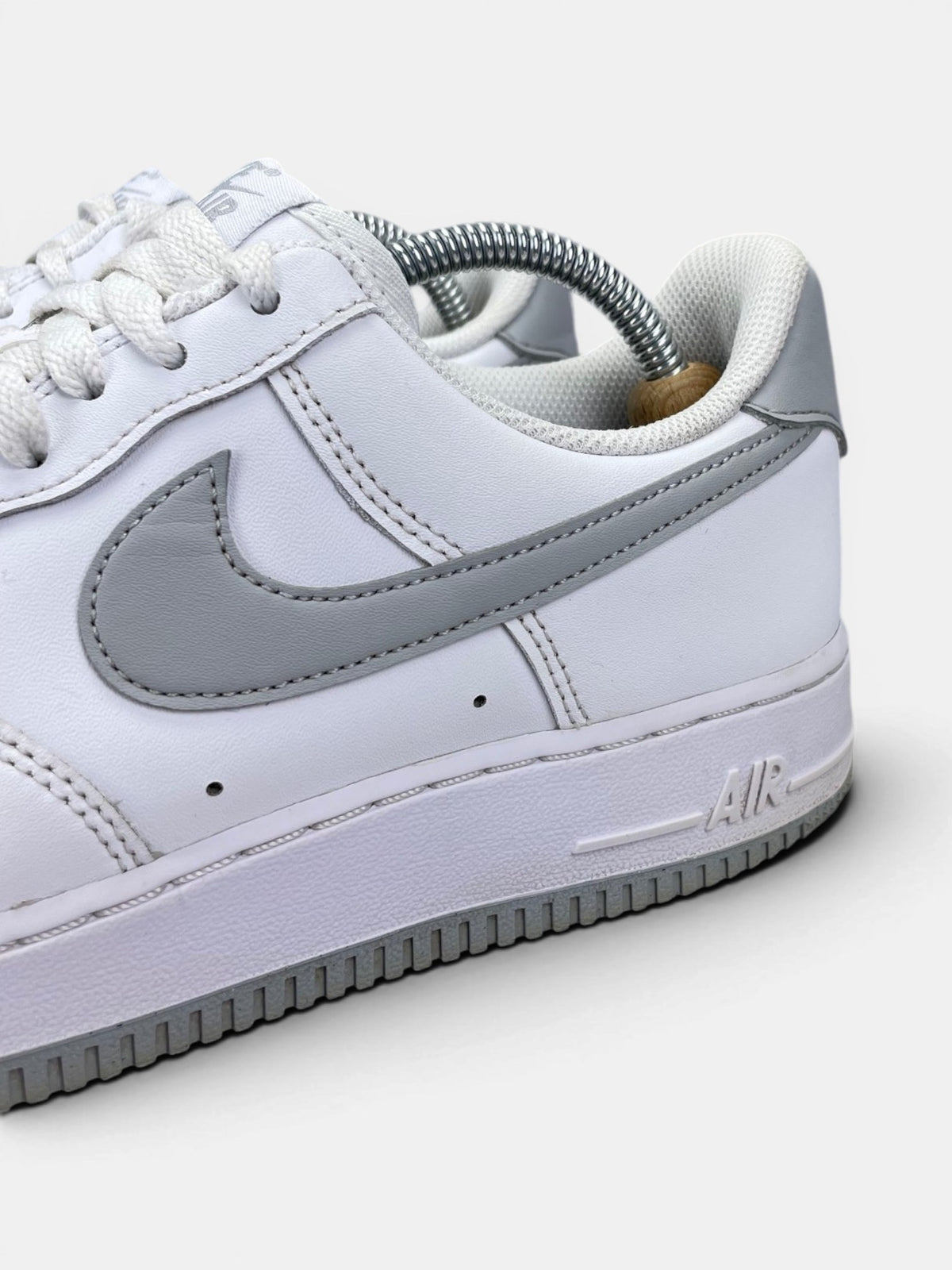 Nike Air Force 1 Low Light Smoke Grey — buty sportowe męskie w bardzo dobrym stanie rozmiar 42, opcjonalne zdjęcie 1