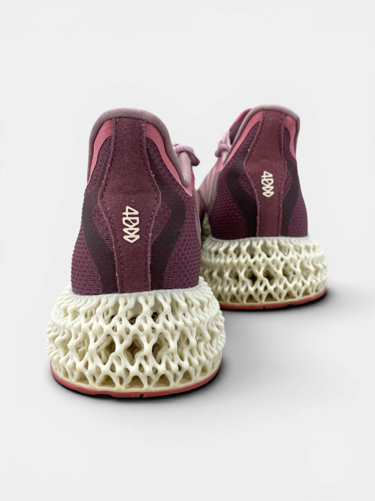 Adidas 4DFWD 2 Magic Mauve — buty sportowe damskie w bardzo dobrym stanie rozmiar 39 1/3, widok z tyłu