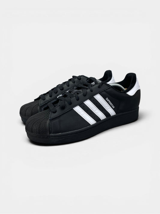 Adidas Superstar II Black White — buty sportowe męskie w bardzo dobrym stanie rozmiar 45 1/3, widok z boku