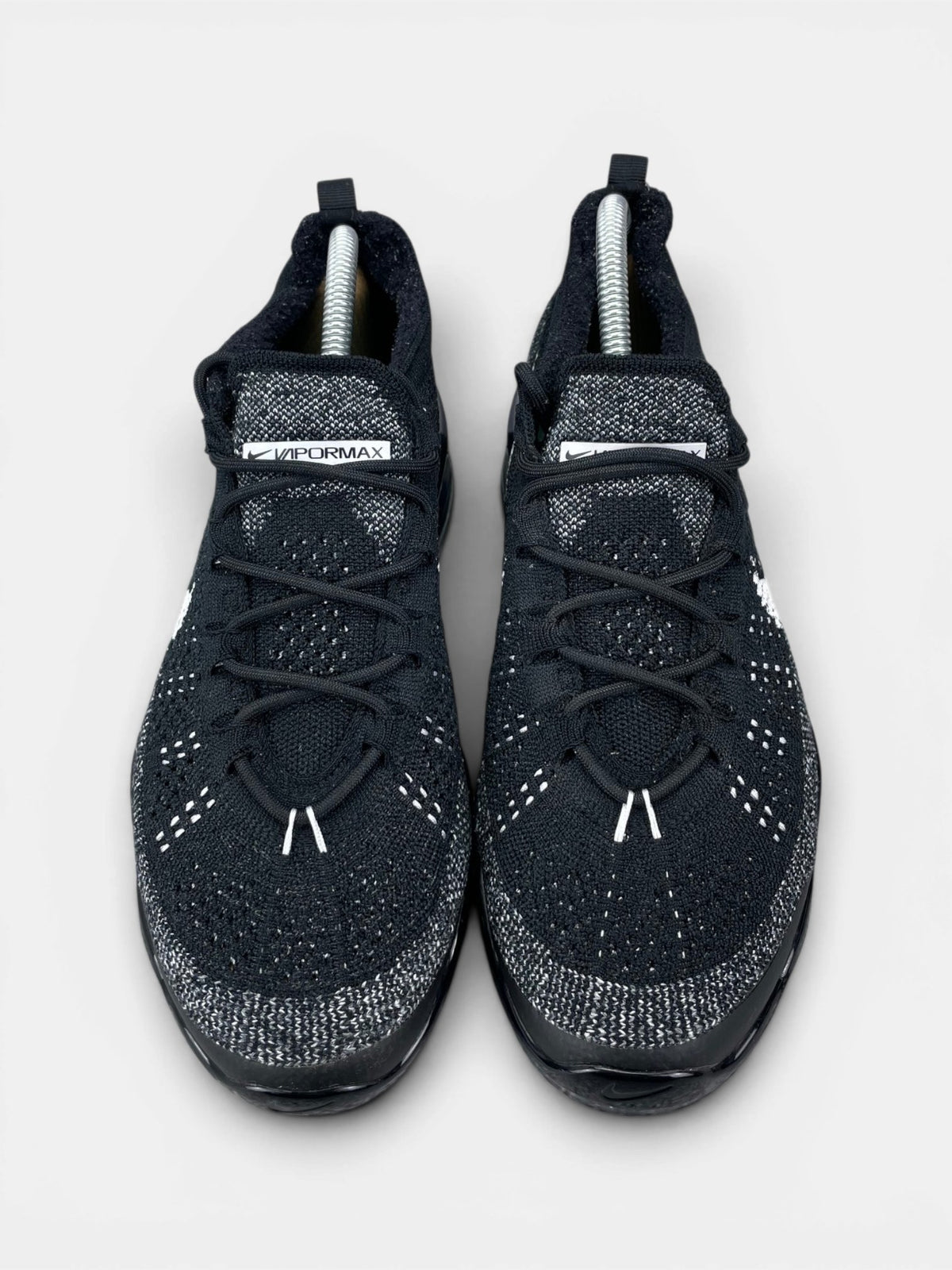 Nike Air VaporMax 2023 Flyknit Oreo — buty sportowe męskie w bardzo dobrym stanie rozmiar 41, widok z góry