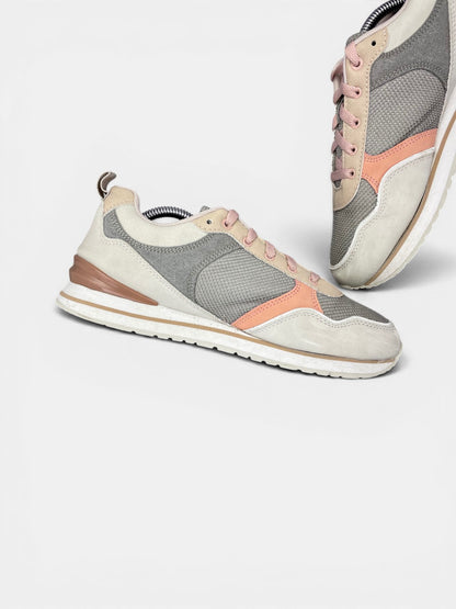 Xti Sneakers — buty sportowe damskie w bardzo dobrym stanie rozmiar 39, wewnętrzny panel lewego buta