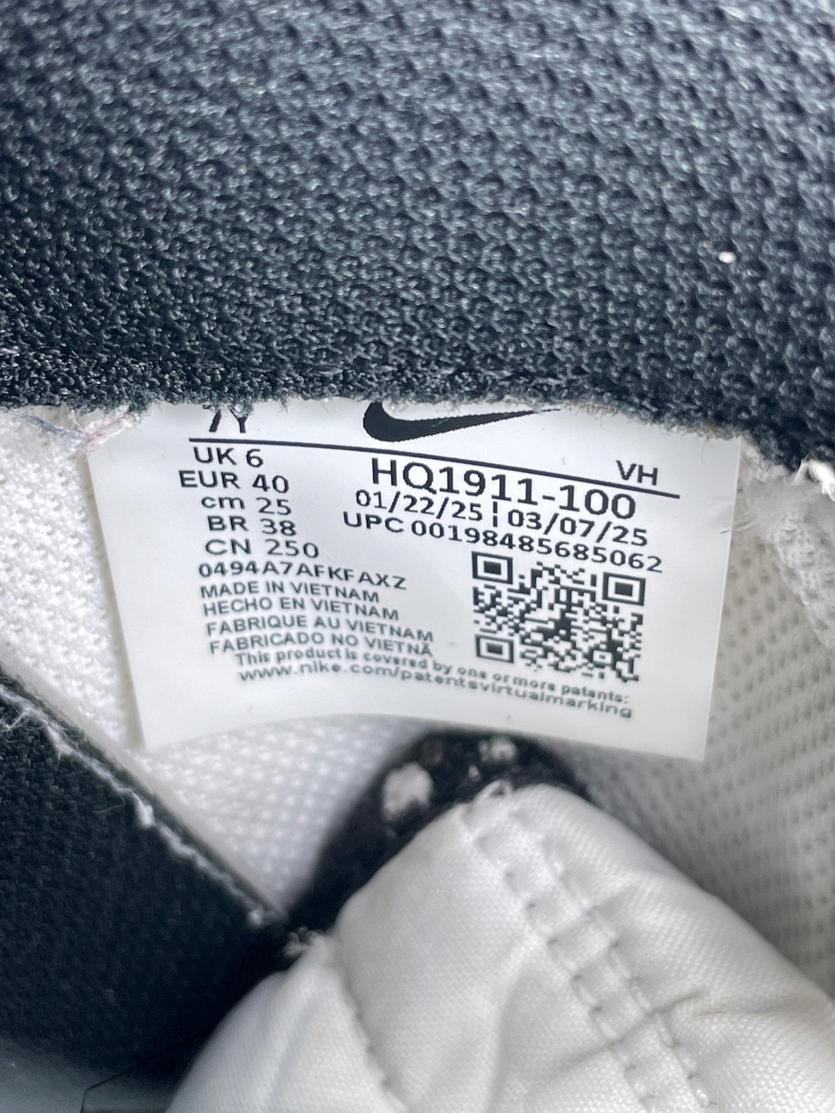 Nike Air Force 1 LV8 3 — buty sportowe damskie w bardzo dobrym stanie rozmiar 40, opcjonalne zdjęcie 2