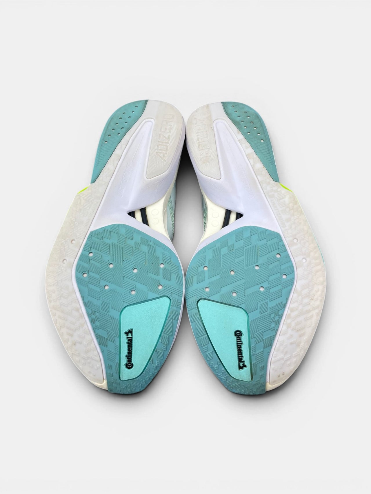 Adidas Adizero Boston 13 — buty sportowe damskie w bardzo dobrym stanie rozmiar 38 2/3, podeszwa