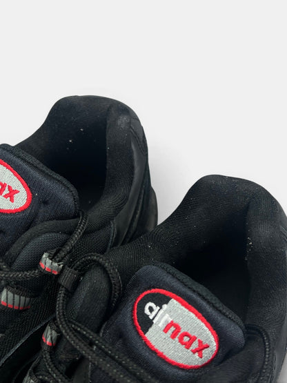 Nike Air Max 95 Racing Pack — buty sportowe męskie w dobrym stanie rozmiar 44, zapiętki butów