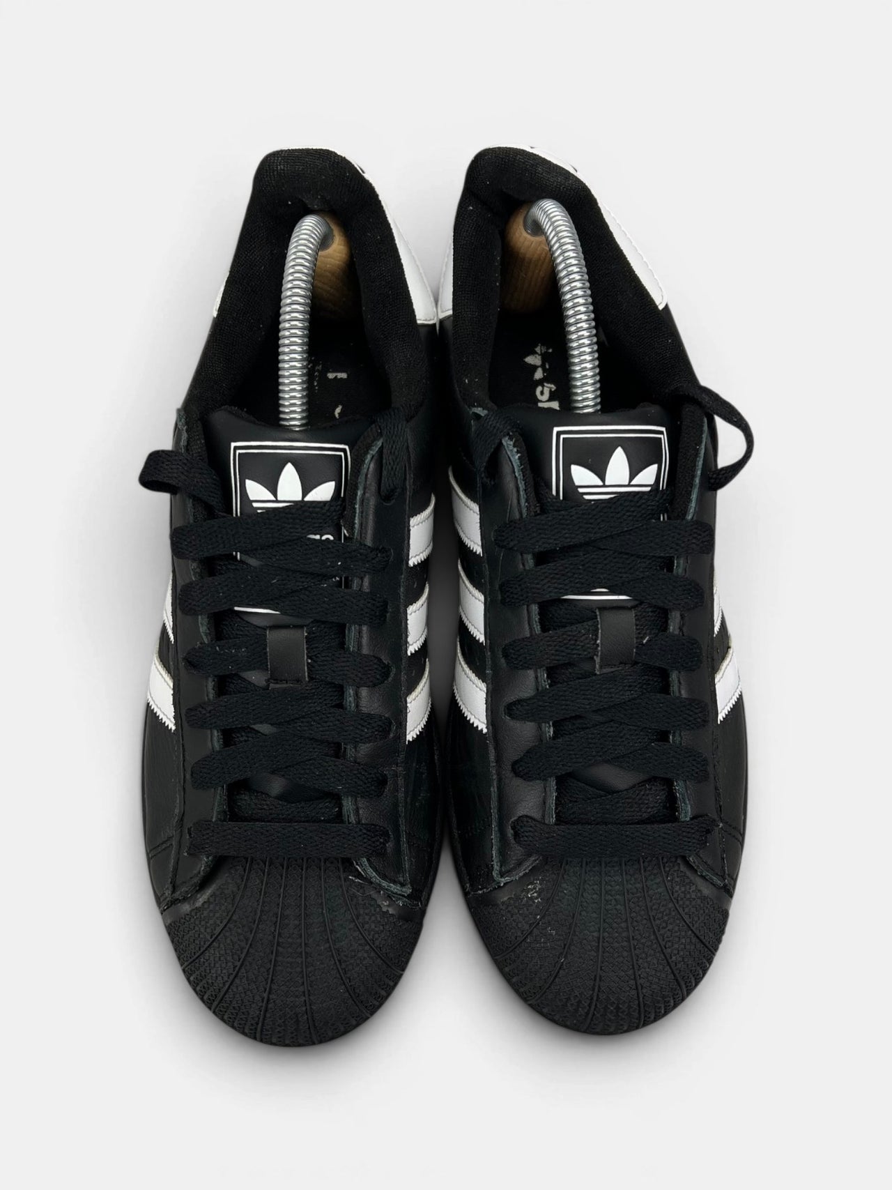 Adidas Superstar II Black White — buty sportowe męskie w bardzo dobrym stanie rozmiar 41 1/3, widok z góry
