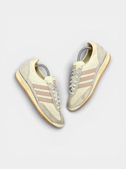 Adidas SL 72 OG — buty sportowe męskie w dobrym stanie rozmiar 43 1/3, widok z góry na zewnętrzną stronę butów
