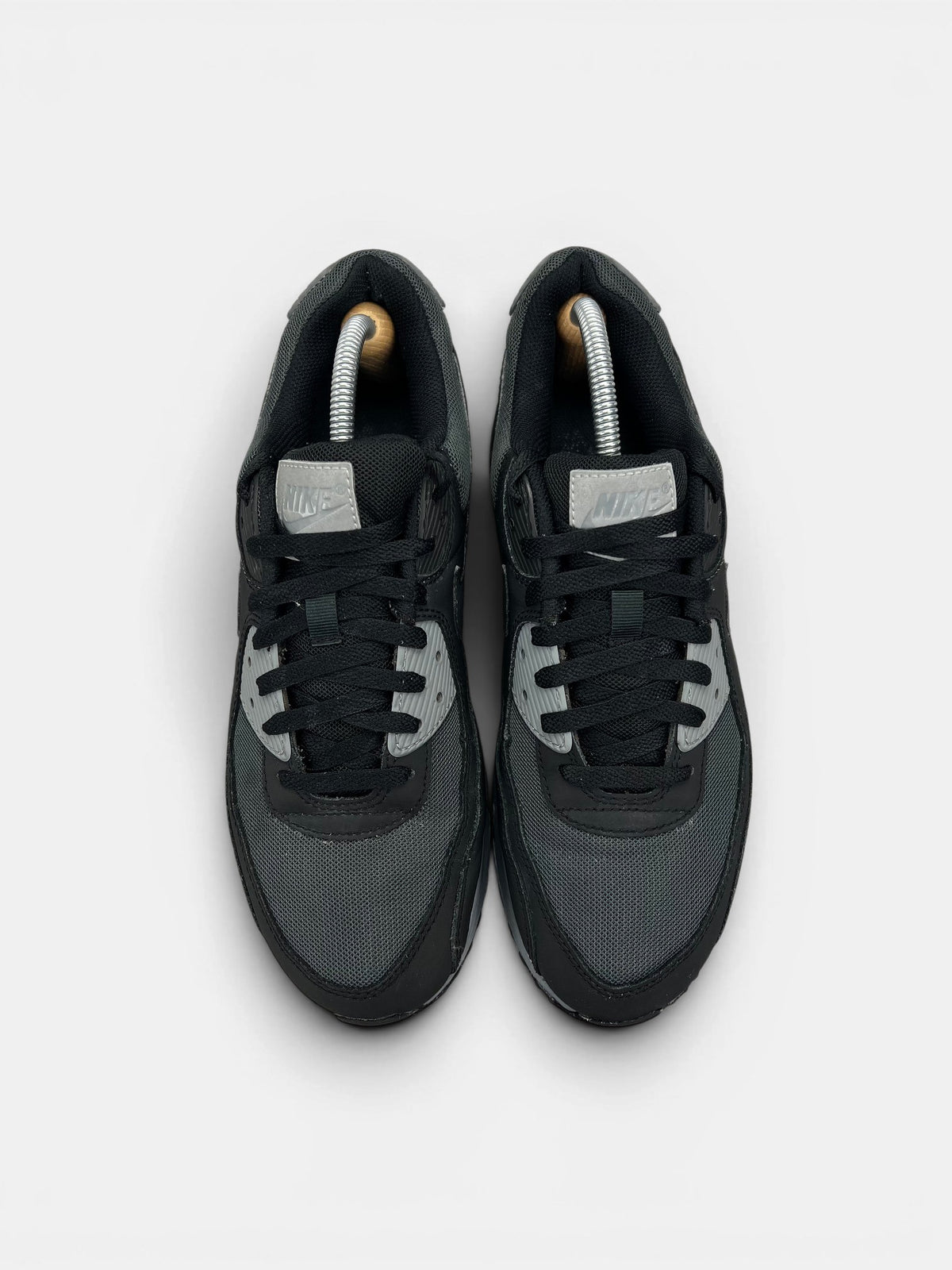 Nike Air Max 90 — buty sportowe męskie w bardzo dobrym stanie rozmiar 43, widok z góry