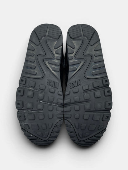 Nike Air Max 90 Triple Black — buty sportowe męskie w bardzo dobrym stanie rozmiar 43, podeszwa