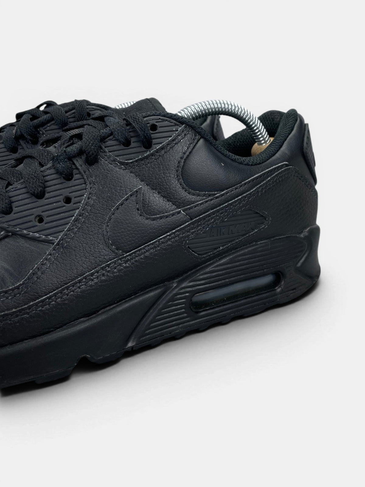 Nike Air Max 90 Triple Black — buty sportowe męskie w bardzo dobrym stanie rozmiar 43, opcjonalne zdjęcie 1