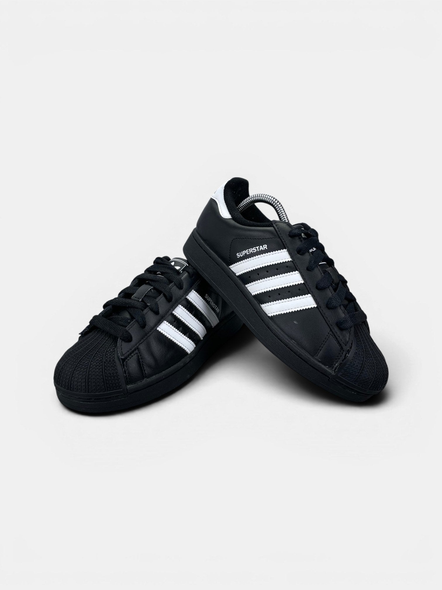 Adidas Superstar II — buty sportowe damskie w bardzo dobrym stanie rozmiar 37 1/3, boczny profil