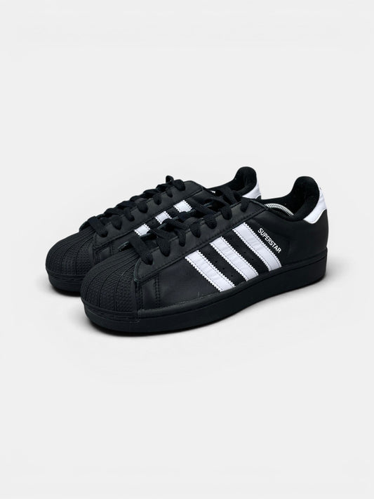Adidas Superstar II Black White — buty sportowe męskie w bardzo dobrym stanie rozmiar 41 1/3, widok z boku