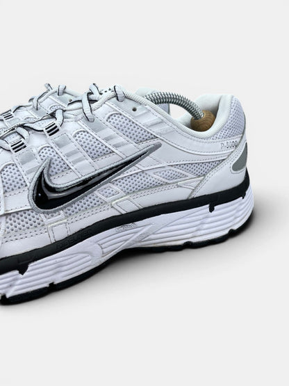 Nike P-6000 P-6000 Metallic Silver — buty sportowe męskie w bardzo dobrym stanie rozmiar 45, opcjonalne zdjęcie 1