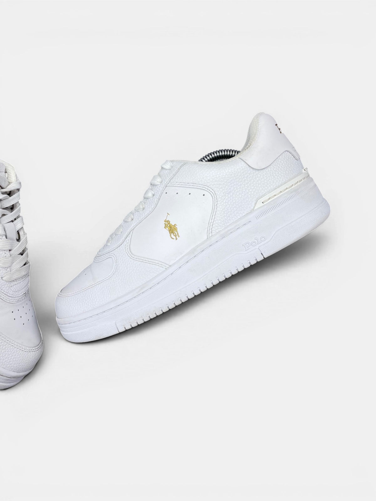 Polo Ralph Lauren Masters Crt — buty sportowe damskie w bardzo dobrym stanie rozmiar 40, zewnętrzny panel lewego buta
