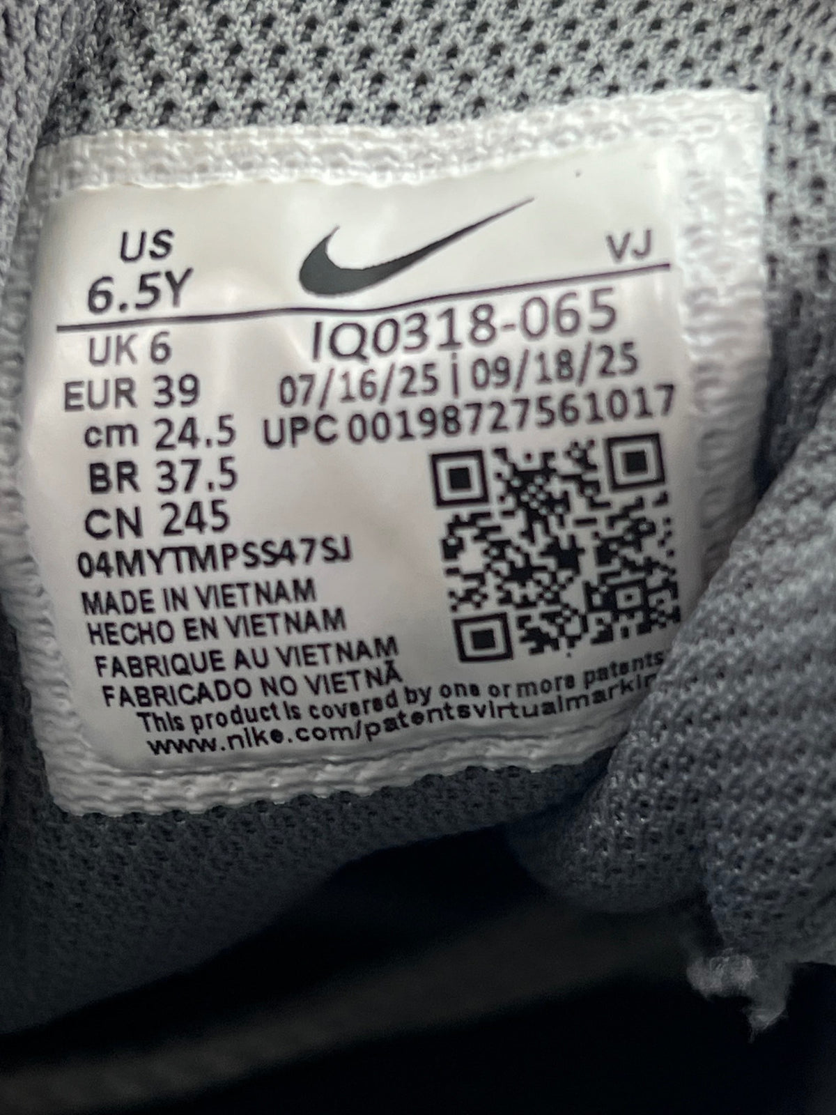 Nike Air Max 95 Mineral Teal — buty sportowe damskie w bardzo dobrym stanie rozmiar 39, opcjonalne zdjęcie 1