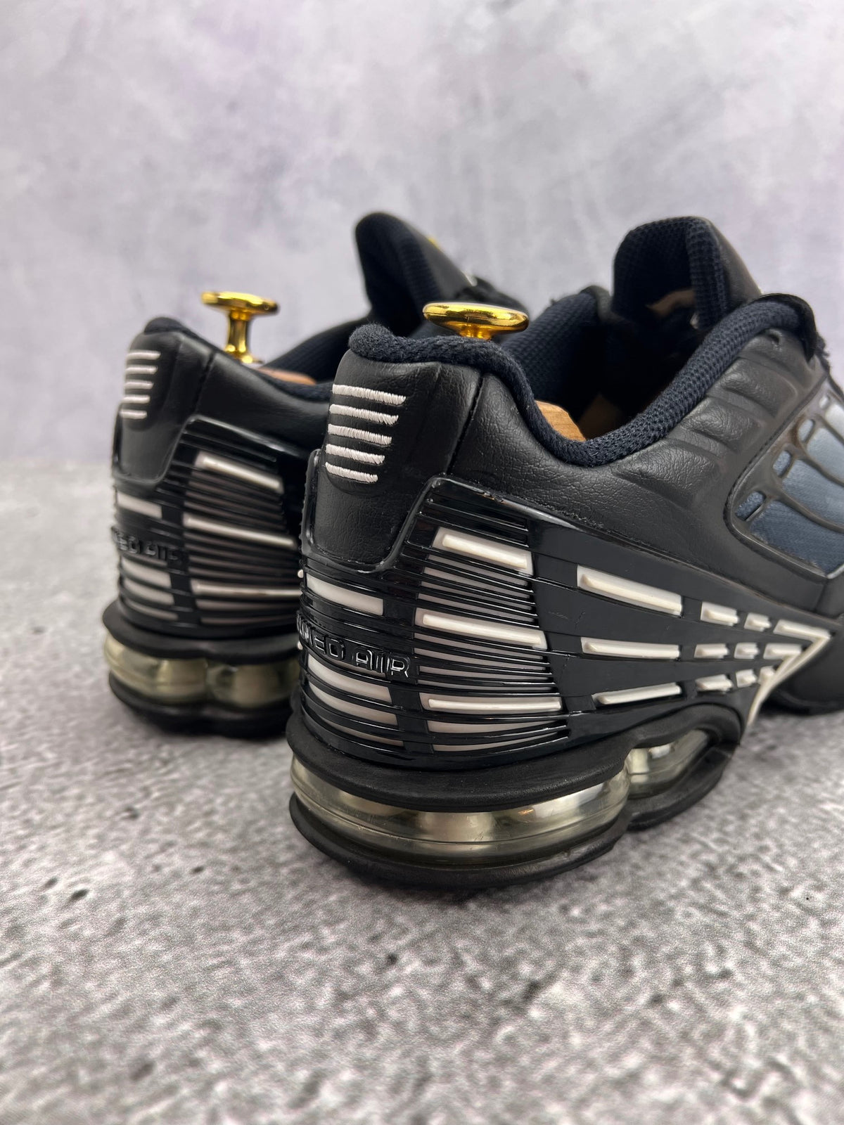 Nike Air Max Plus 3 Black White — buty sportowe męskie w bardzo dobrym stanie rozmiar 44, widok z góry