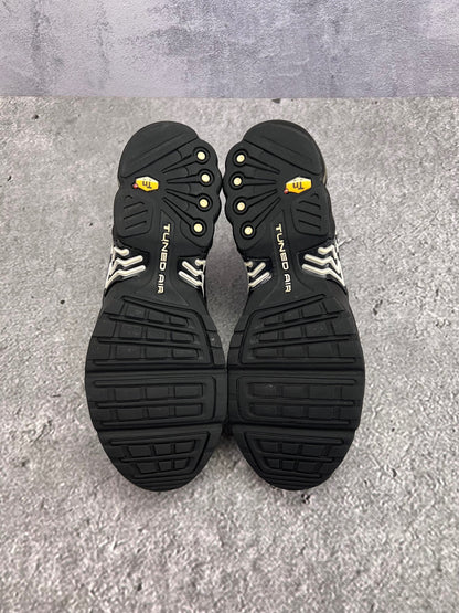 Nike Air Max Plus 3 Black White — buty sportowe męskie w bardzo dobrym stanie rozmiar 44, widok z tyłu