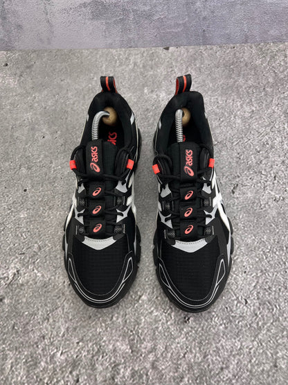 Asics GEL-Quantum 180 — buty sportowe męskie w bardzo dobrym stanie rozmiar 42.5, widok z tyłu