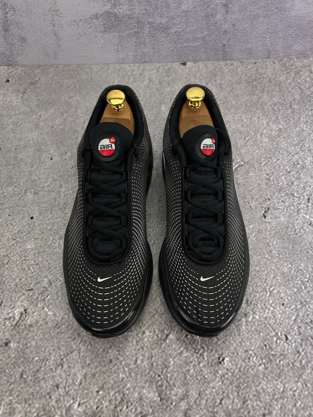 Nike Air Max Dn — buty sportowe męskie w bardzo dobrym stanie rozmiar 44, podeszwa