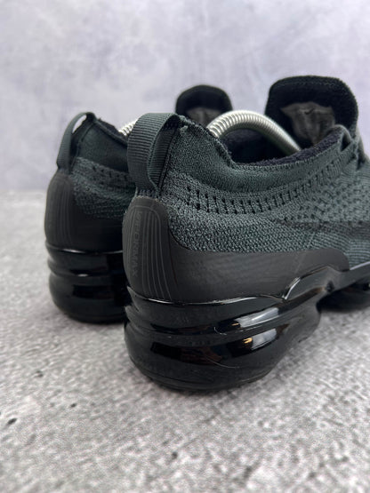 Nike Air VaporMax 2023 Flyknit Anthracite Black — buty sportowe męskie w bardzo dobrym stanie rozmiar 42.5, widok z góry