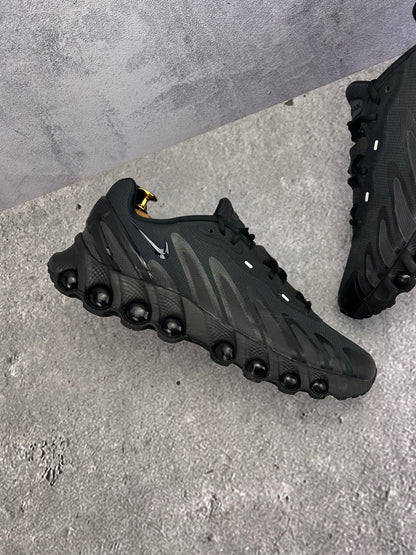 Nike Air Max Dn8 — buty sportowe męskie w bardzo dobrym stanie rozmiar 46, zewnętrzny panel prawego buta