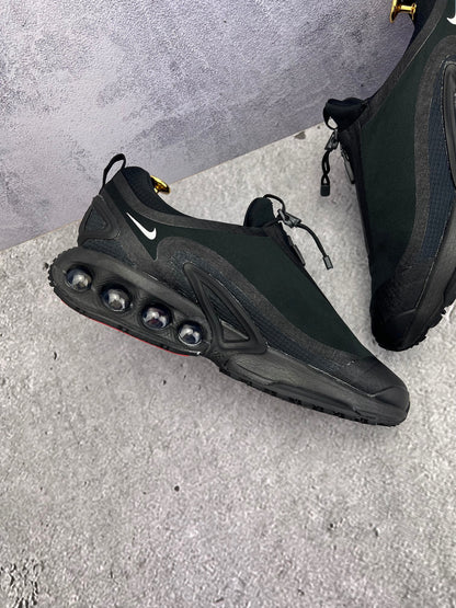Nike Air Max Dn Roam Triple Black — buty sportowe męskie w bardzo dobrym stanie rozmiar 43, wewnętrzny panel lewego buta