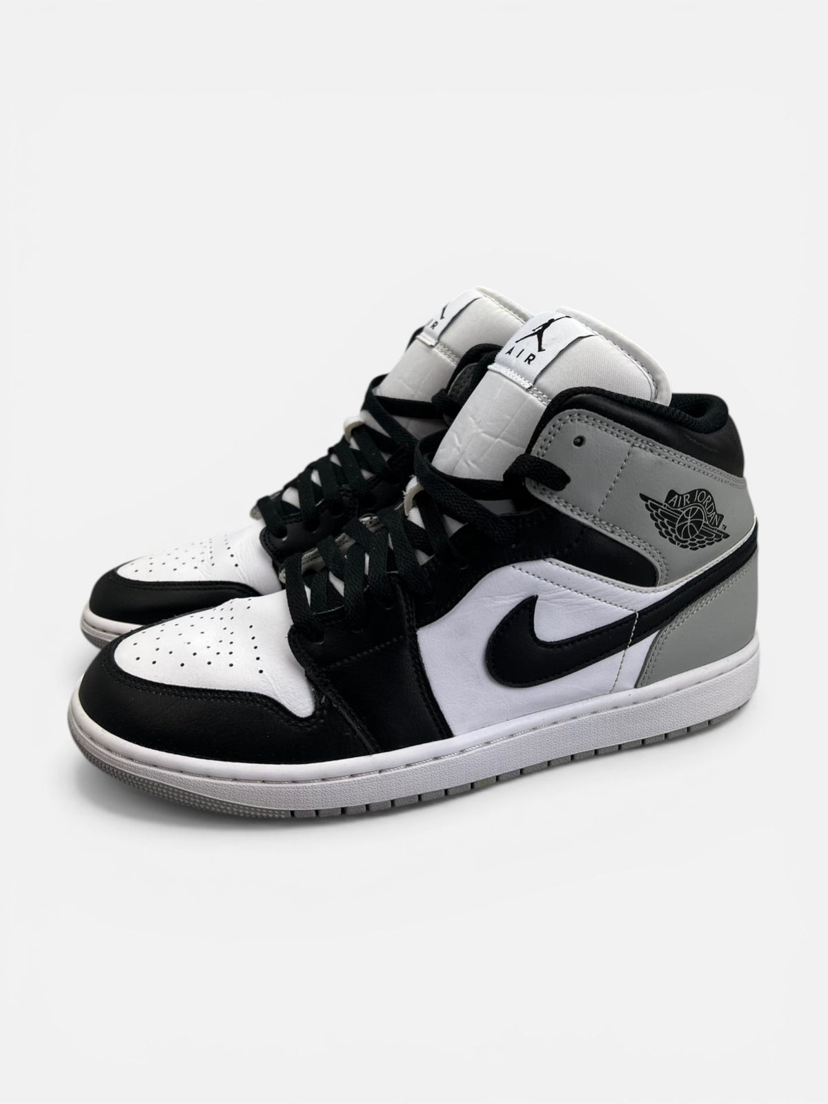 Jordan Air Jordan 1 Mid Barons — buty sportowe męskie w dobrym stanie rozmiar 44, widok z boku