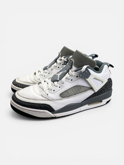 Jordan Spizike Low Cool Grey — buty sportowe męskie w bardzo dobrym stanie rozmiar 42.5, widok z boku