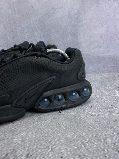 Nike Air Max DN rozmiar 44