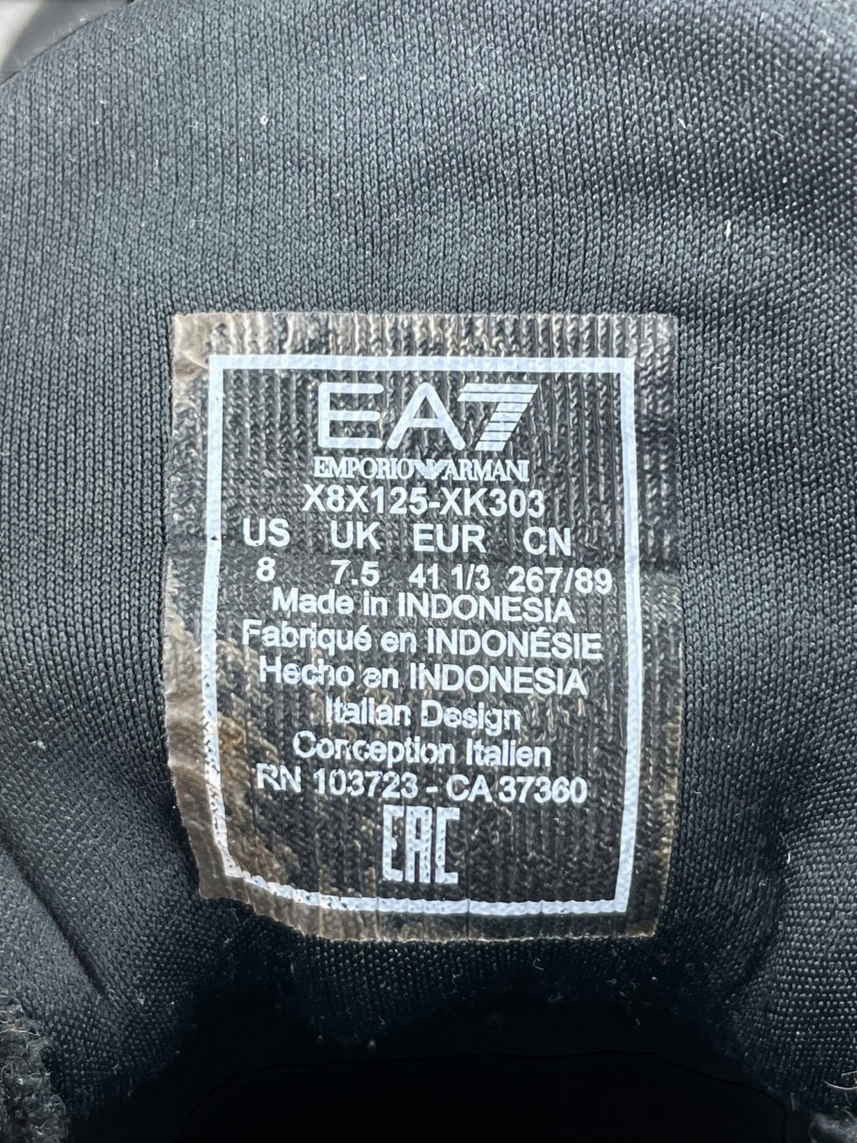 Emporio Armani Sneakers — buty sportowe męskie w bardzo dobrym stanie rozmiar 41, opcjonalne zdjęcie 2