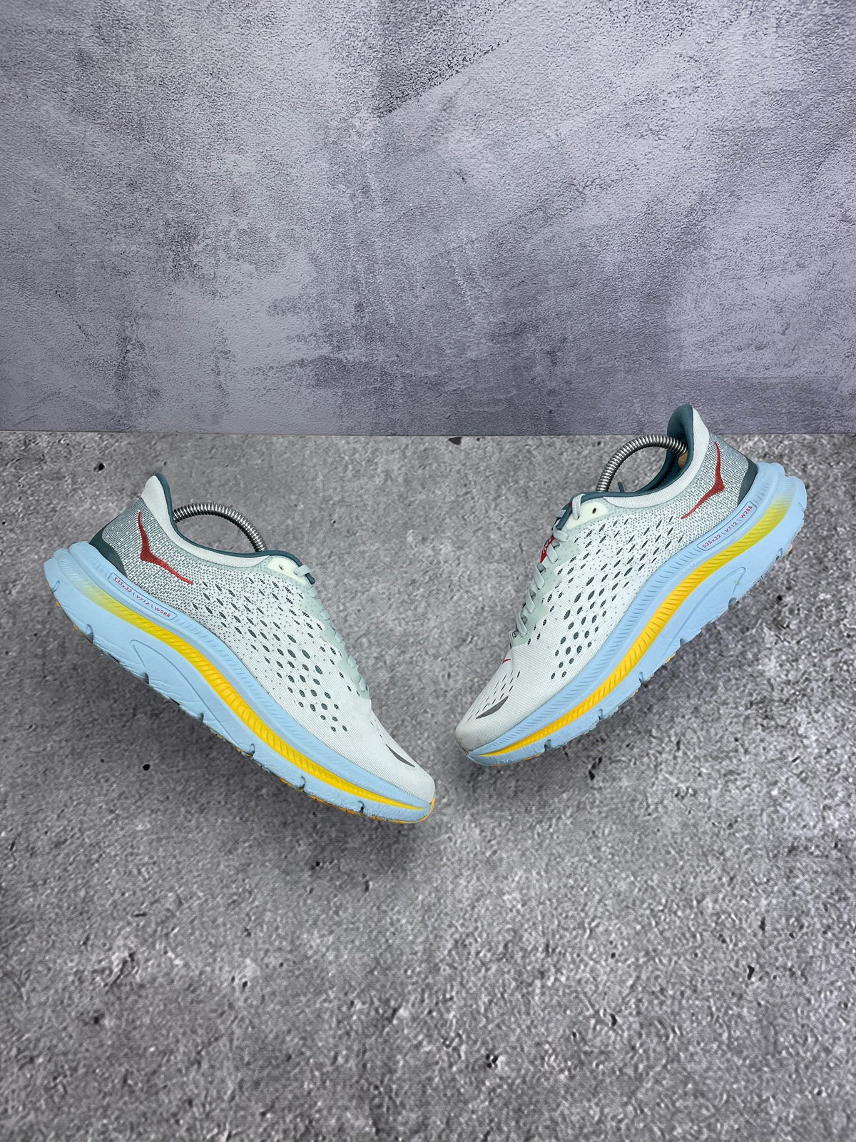 HOKA Kawana rozmiar 42