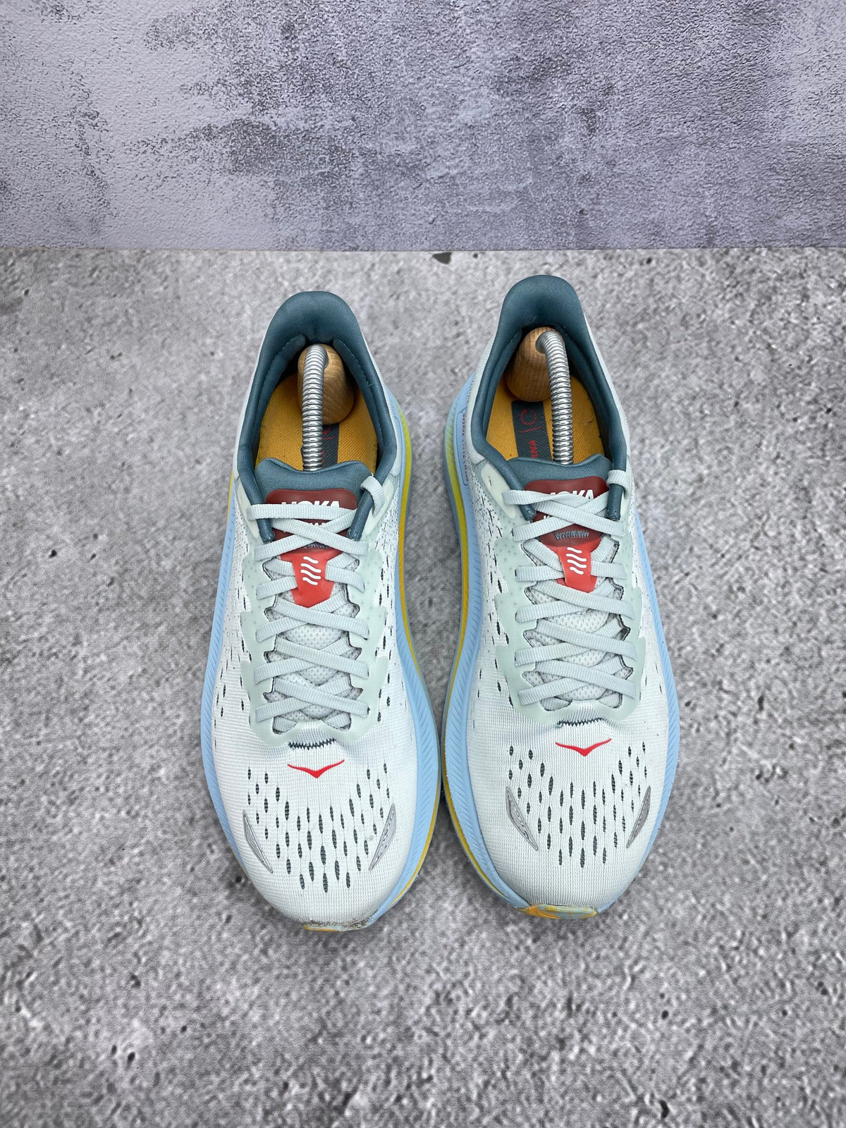 HOKA Kawana rozmiar 42