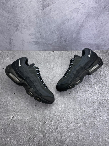 Nike Air Max 95 rozmiar 45