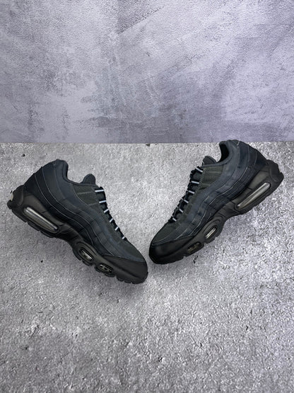 Nike Air Max 95 rozmiar 45