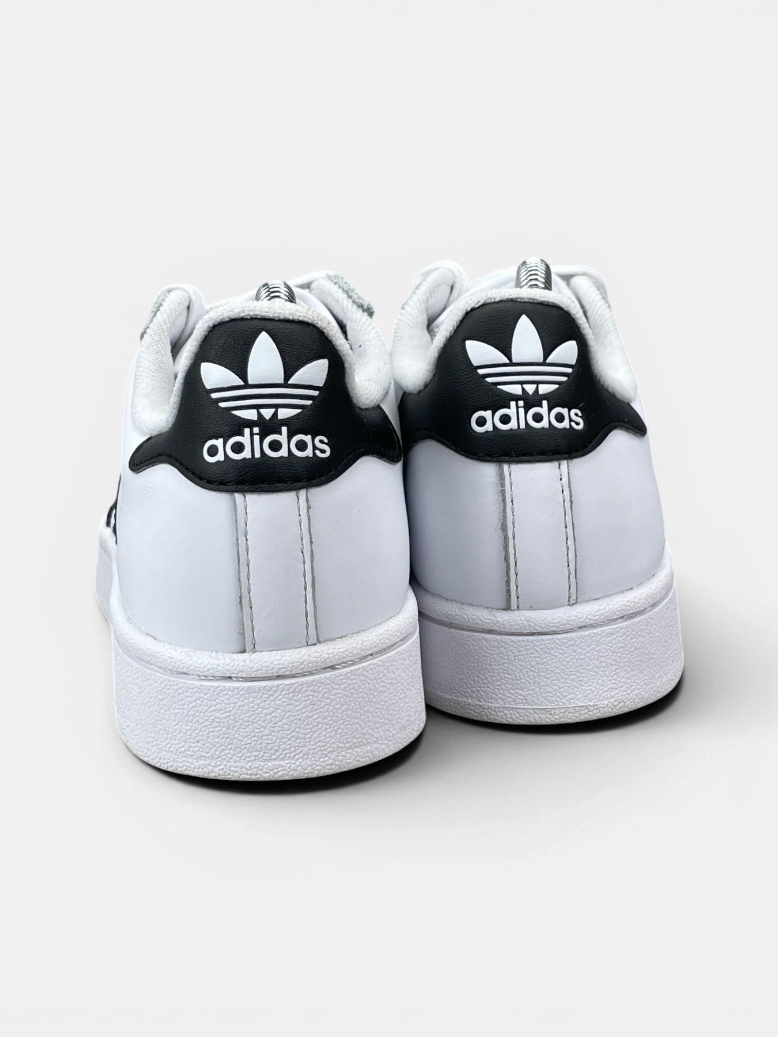 Adidas Superstar II — buty sportowe damskie w bardzo dobrym stanie rozmiar 36 2/3, widok z tyłu